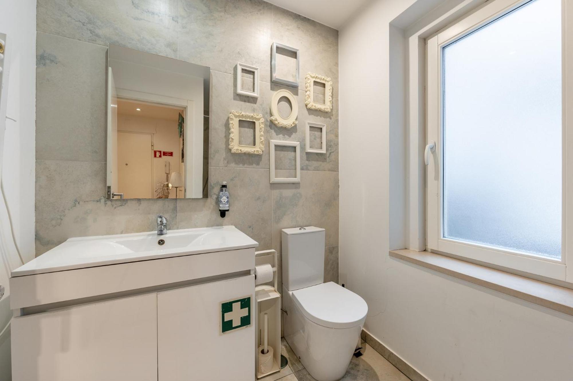 Bmyguest - 28 Tram Central Apartment Lisbon Exterior photo