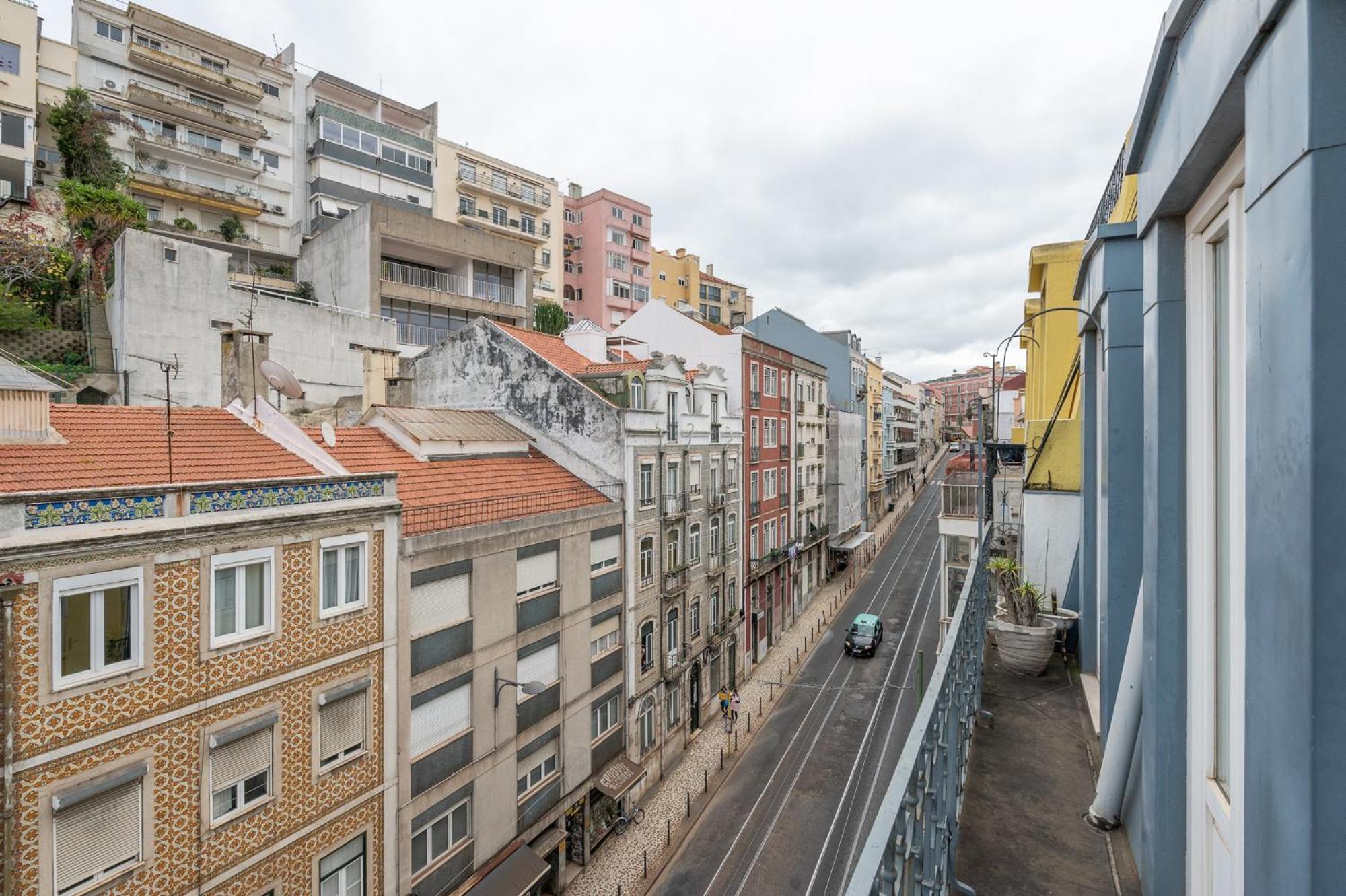 Bmyguest - 28 Tram Central Apartment Lisbon Exterior photo